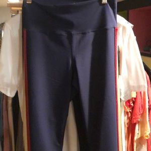 Spiritual Gangster Navy Leggings